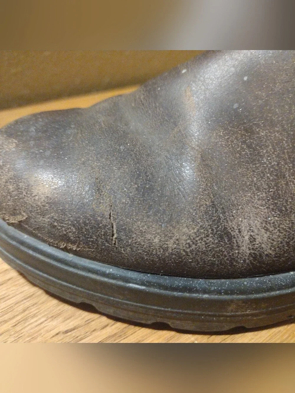 BLUNDSTONE Size USW 7.5 AU 4.5 Rustic (Paint). Chelsea Brown Boots